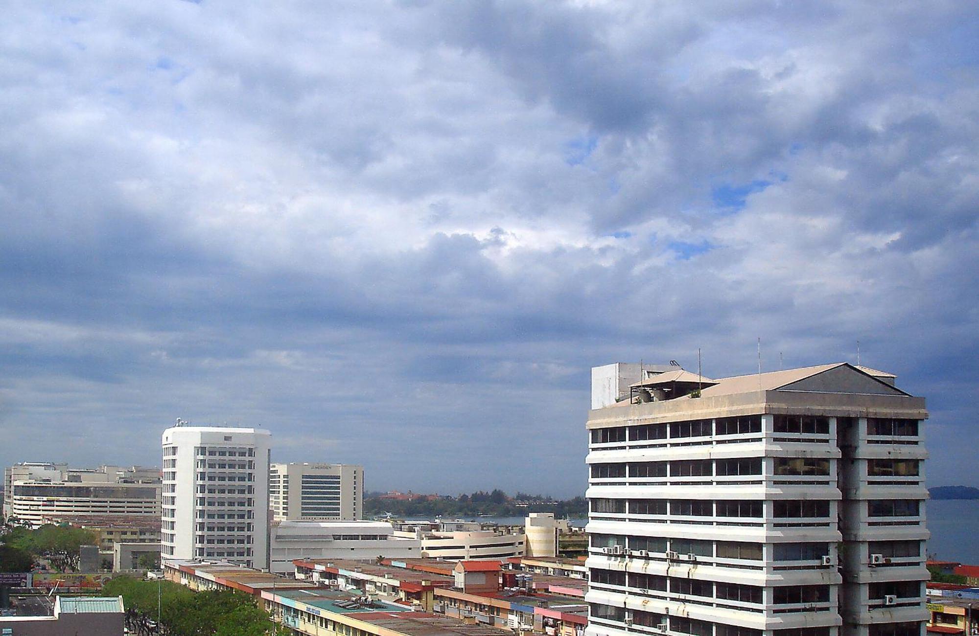 קוטה קינבלו Kinabalu Daya Hotel מראה חיצוני תמונה